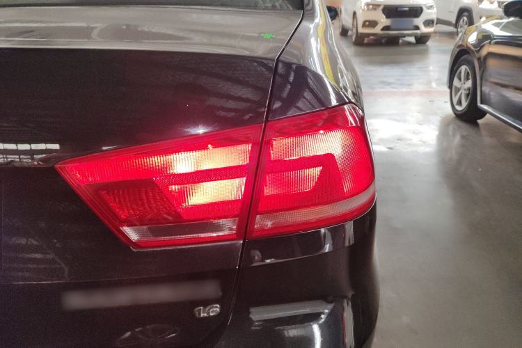 Used Volkswagen Santana 2015 1.6L Automatic Comfort Edition