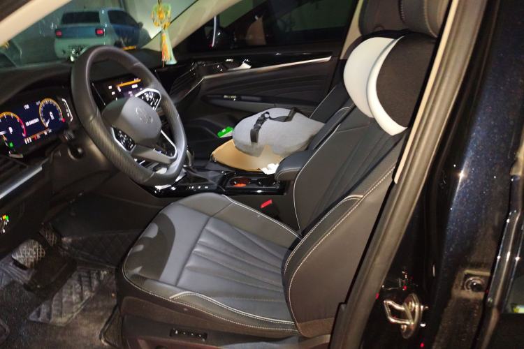 Used Volkswagen Passat 2024 380TSI Starry Dragon Edition