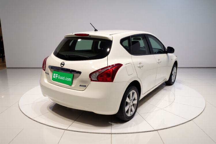 Used Nissan Tiida 2014 1.6L CVT Smart Model Exterior 5