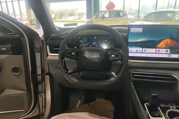 Used Geely Auto Emgrand X7 Sport 2026 Model 1.5TD Joyful
