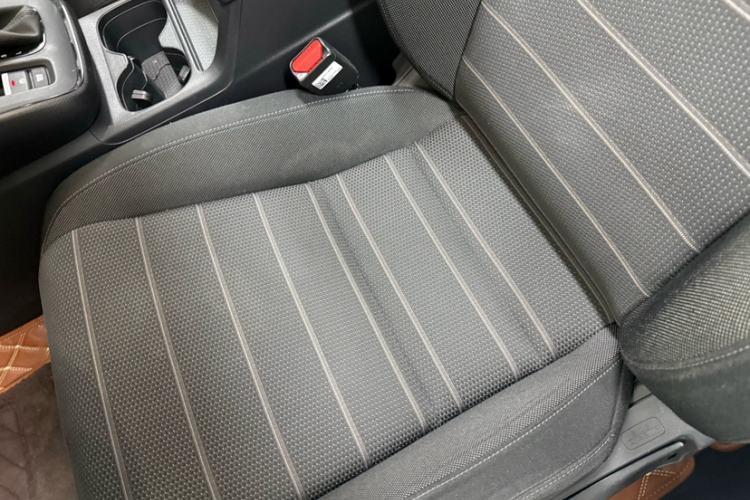 Used Honda CR-V 2023 240TURBO Two-Wheel Drive Active Version 5 Seats Interior 2