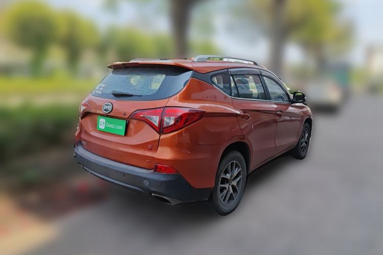 Used BYD Song 2016 GaiShi Edition 1.5TI Manual Elite Model