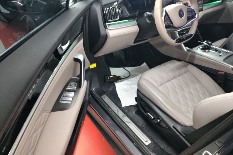 Used BYD Tang New Energy 2024 DM-i Glory Edition 112KM Prestige Model Driver Seat