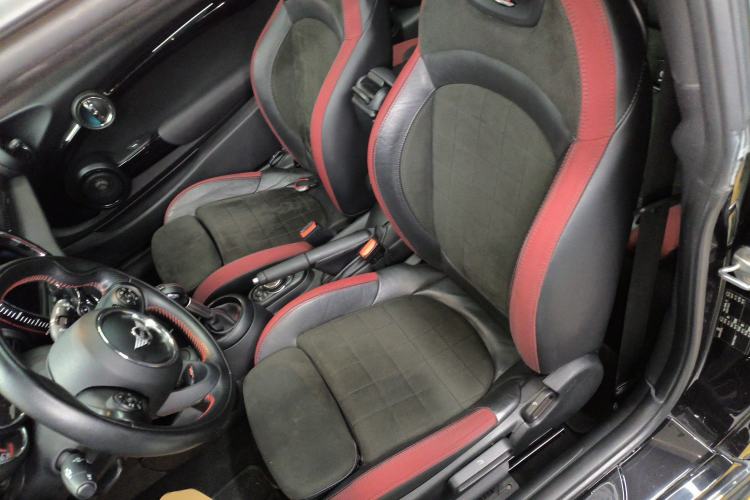 Used MINI JCW 2017 2.0T JOHN COOPER WORKS Avant-Garde