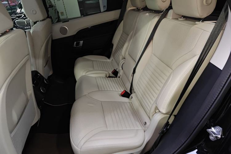 Used Land Rover Discovery 2024 360 PS S