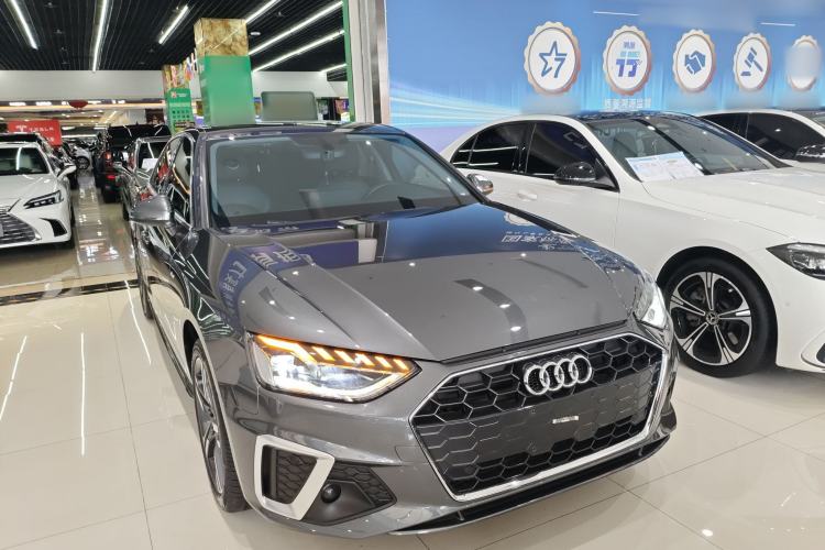 Used Audi A4L 2022 40 TFSI Fashion Dynamic Model Front Right 45 Deg