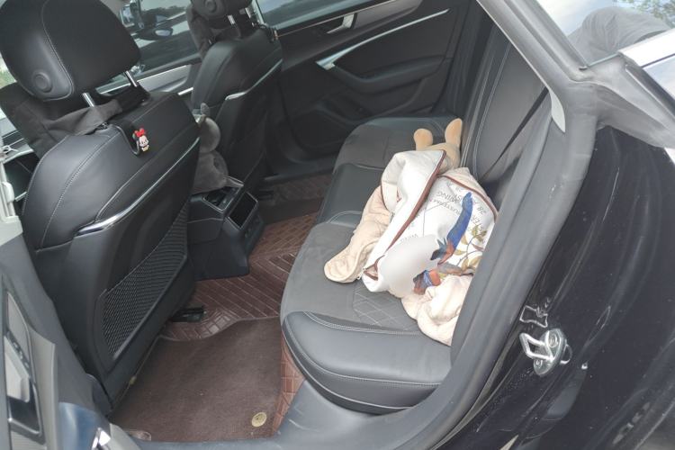 Used Audi A7L 2024 45TFSI quattro S-line Visionary Edition Flow Crystal Package