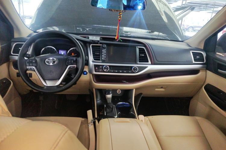 Used Toyota Highlander 2015 2.0T Four-Wheel Drive Luxury Edition 7-Seater