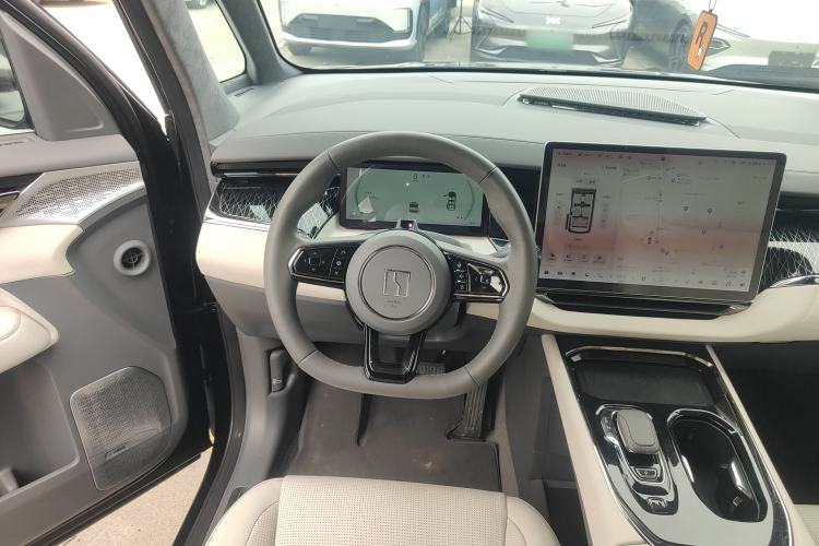 Used Zeekr 009 2022 WE Edition Steering Wheel