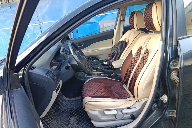 Used Bestune B50 2012 1.6L automatic with sunroof
