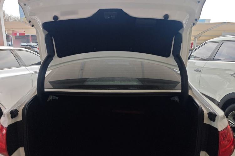 Used Geely Auto Emgrand GL 2017 1.3T DCT Elite Model Trunk