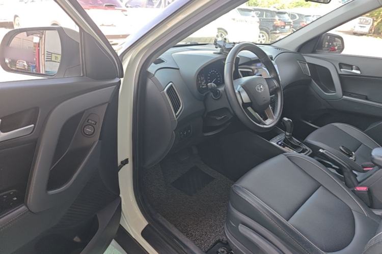 Used Hyundai ix25 2015 1.6L Automatic Two-Wheel Drive Smart GLS Trim
