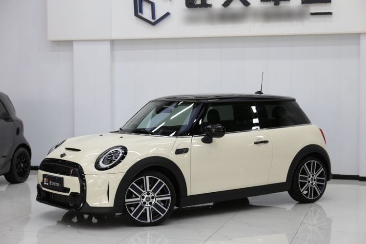 MINI 2022 2.0T COOPER S Artist usado