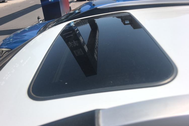 Used Haval M6 2018 Revised Version 1.5T DCT Two-Wheel Drive Elite Edition Roof