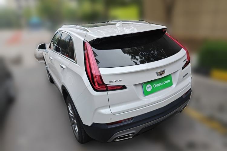 Used Cadillac XT4 2018 28T Two-Wheel-Drive Luxury Model