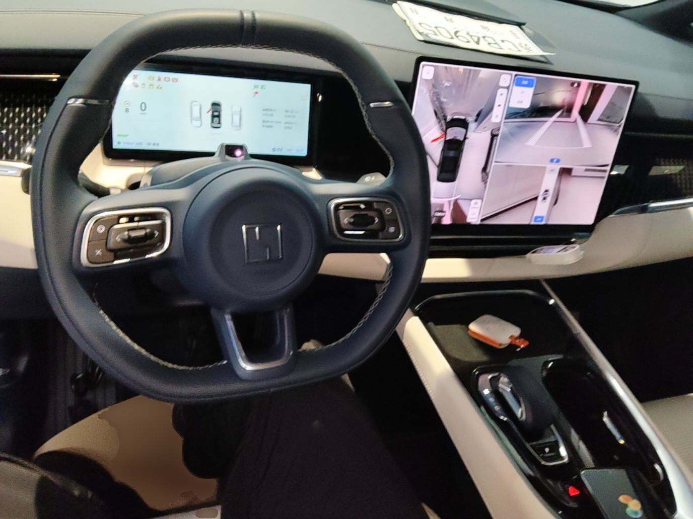 Zeekr 009 2024 Six-Seat Executive Version 4WD 108 kWh — снимка 12