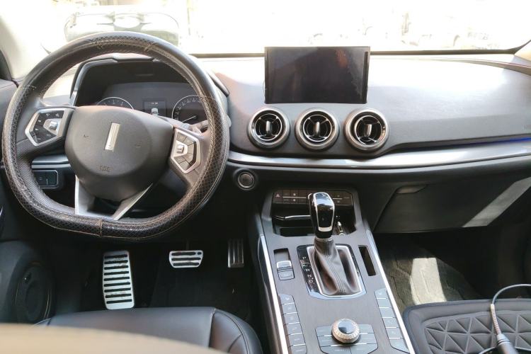 Used Wey VV5 2017 2.0T Ultra-Luxury Version Center Console