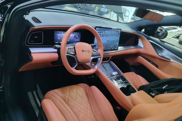 Used BYD Sealion 07 EV 2024 610 Long-Range Version Center Console