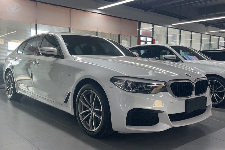 Used BMW 5 Series 2019 Restyled 525Li M Sport Package Exterior 2