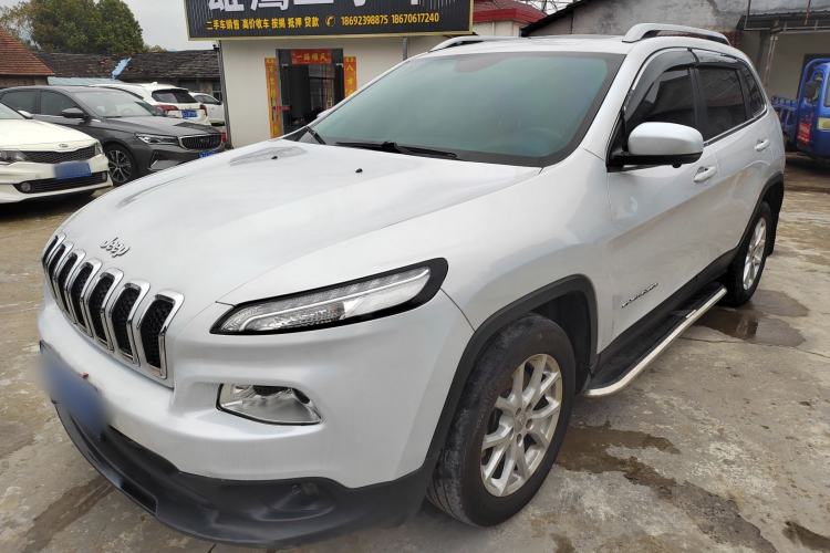 Used Jeep Cherokee 2014 2.4L Urban Edition