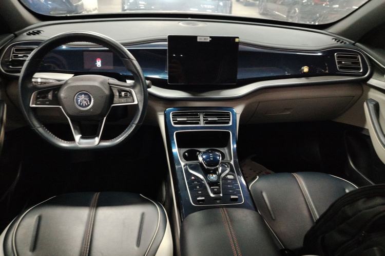 Used BYD Qin PLUS 2021 DM-i 120KM Prestige Model Center Console