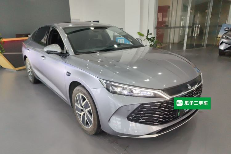 Used BYD Qin L 2025 DM-i Smart Drive 120KM Leading Model
