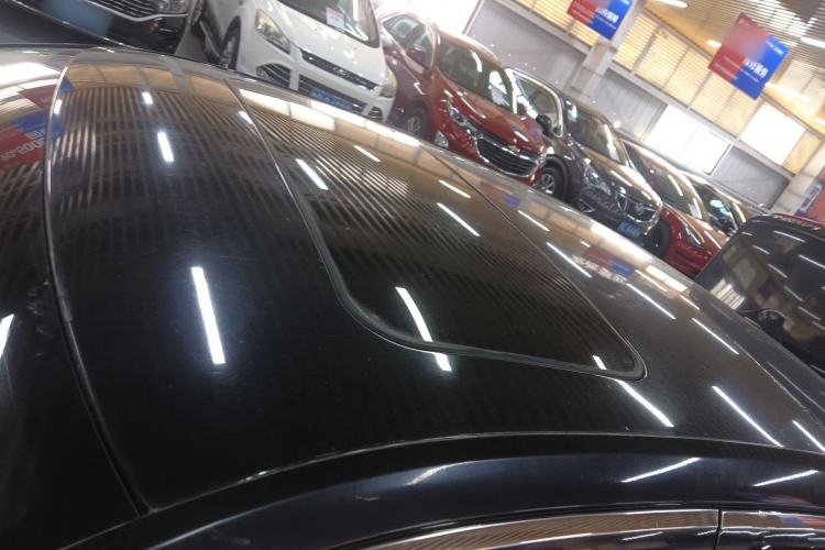 Used Volkswagen Lavida 2013 1.6L Manual Comfort Edition Roof