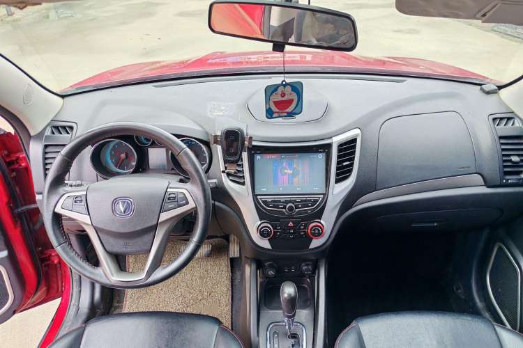 Used CHANGAN CS35 2012 1.6L Automatic Luxury Version China IV Standard
