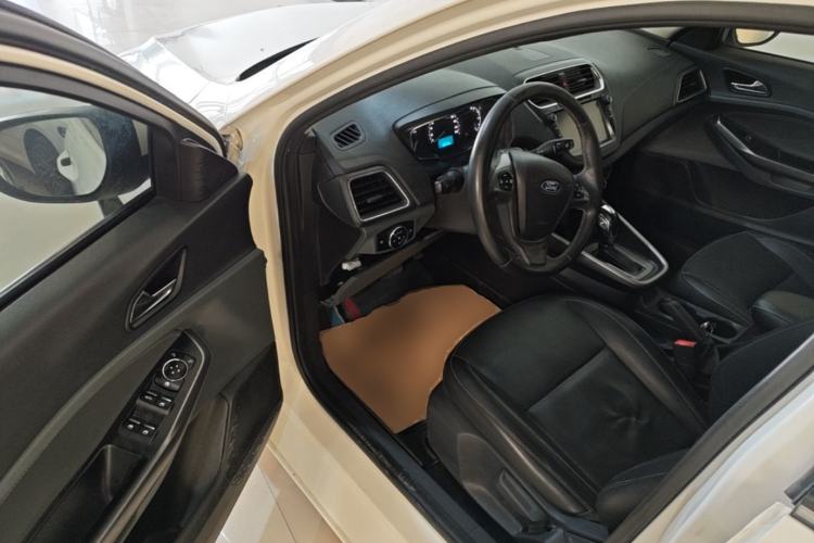 Used Ford Escort 2017 Happiness Edition 1.5L Automatic Fashion Version
