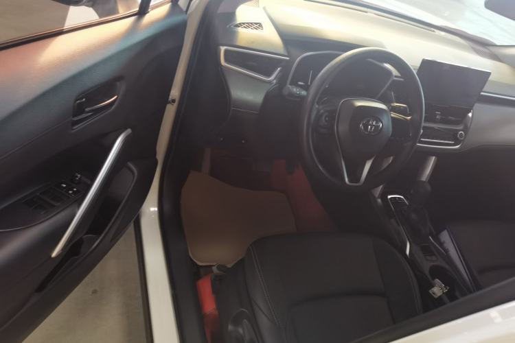 Used Toyota FRONTLANDER 2024 2.0L CVT Elite Edition
