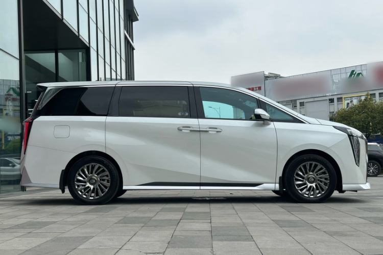 Used GAC Trumpchi M8 2023 Zongshi Series Dual-Motor Supreme Edition