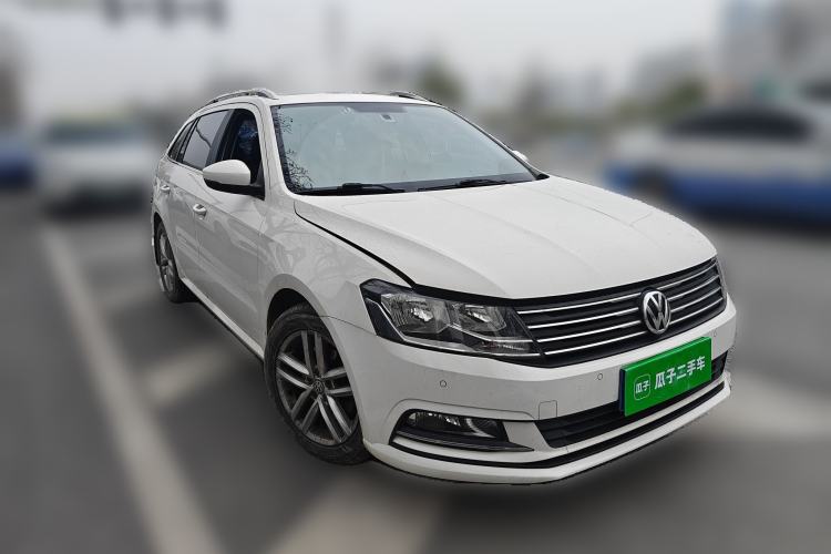 Used Volkswagen Gran Lavida 2015 230TSI DSG Comfort Edition
