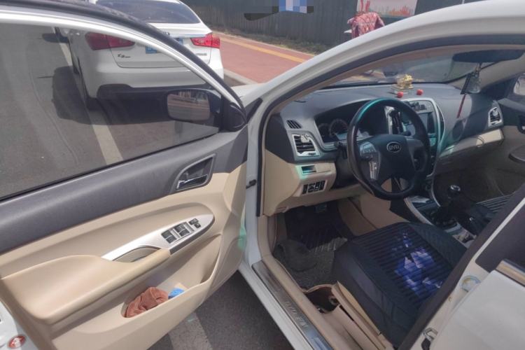 Used BYD F3 2014 1.5L Manual Luxury Model Driver Seat