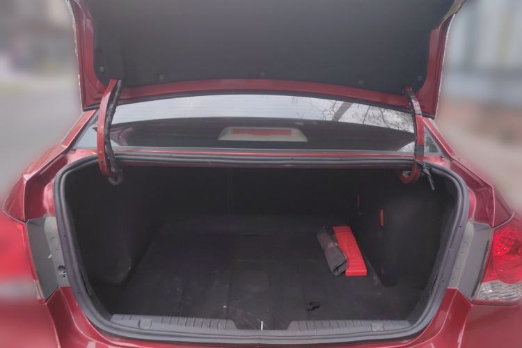 Used Chevrolet Cruze 2013 1.6L SL Sunroof Edition MT
