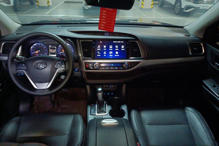 Used Toyota Highlander 2018 2.0T Four-Wheel Drive Luxury Edition 7 Seats China V Emission Standard
