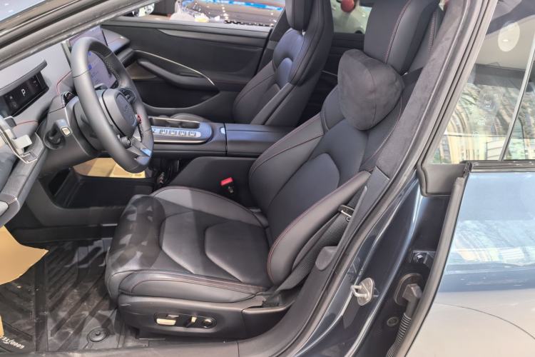 Used Xiaomi Auto SU7 2024 Four-Wheel Drive Ultra-Long Range Advanced Intelligent Driving Max Edition