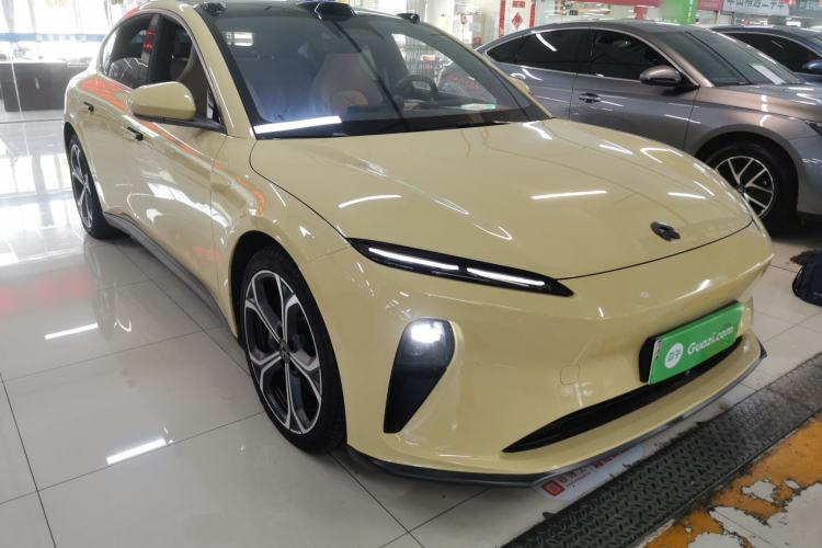 Used Nio ET5 2022 100 kWh Front Right 45 Deg