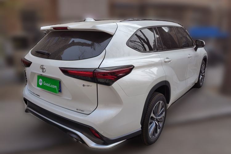 Used Toyota Crown Kluger 2026 Model 2.5L HEV All-Wheel-Drive Prestige Edition Rear Right 45 Deg