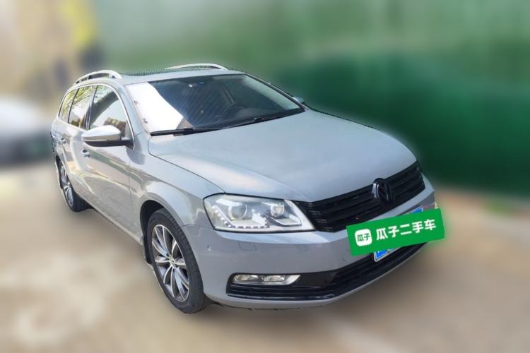 Used Volkswagen Magotan 2012 Travel Edition 2.0 TSI Luxury Version
