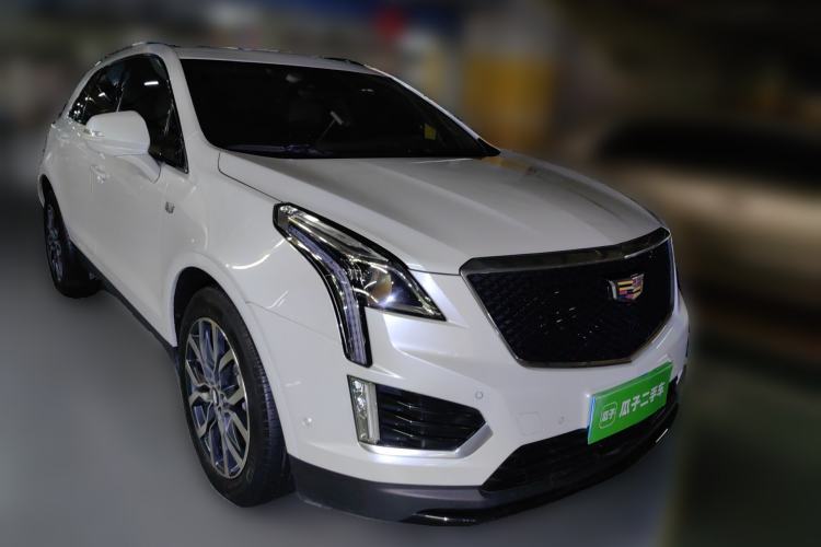 Used Cadillac XT5 2021 2.0T Four-Wheel-Drive Platinum Edition Front Right 45 Deg