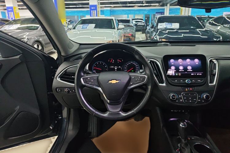 Used Chevrolet Malibu XL 2019 535T CVT Active Version Steering Wheel