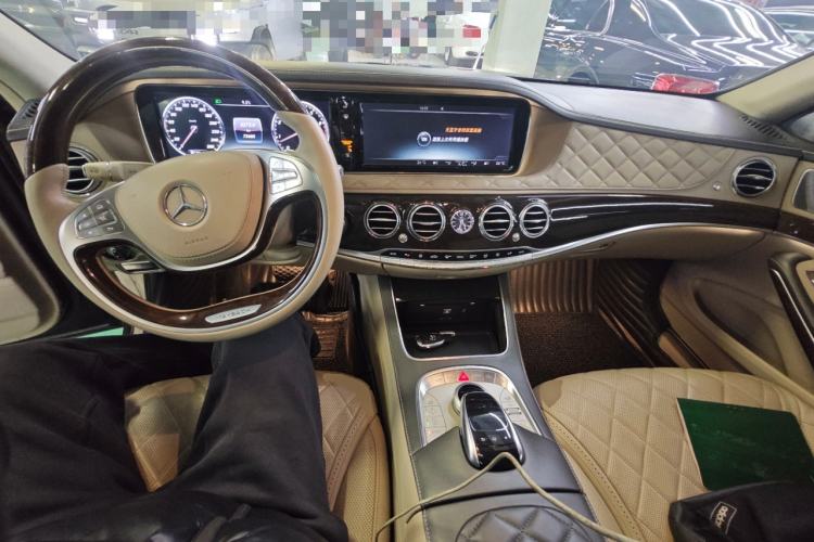 Used Mercedes-Benz Maybach S-Class 2015 S 600 Center Console