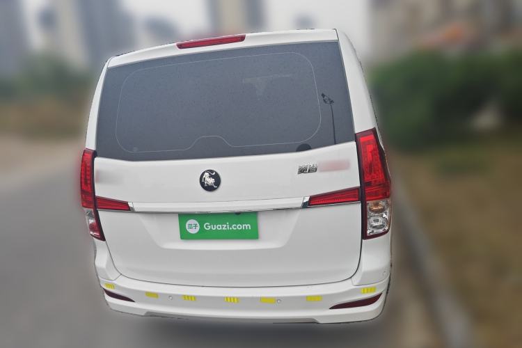 Used FORTHING Lingzhi PLUS 2024 1.5T Manual Luxury 9-Seater
