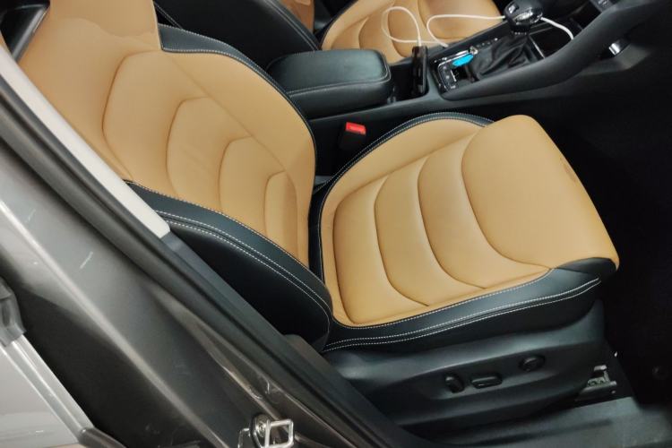 Used Skoda Kodiaq GT 2019 TSI330 Two-Wheel-Drive Luxury Edition China VI Standard Right Front Seat