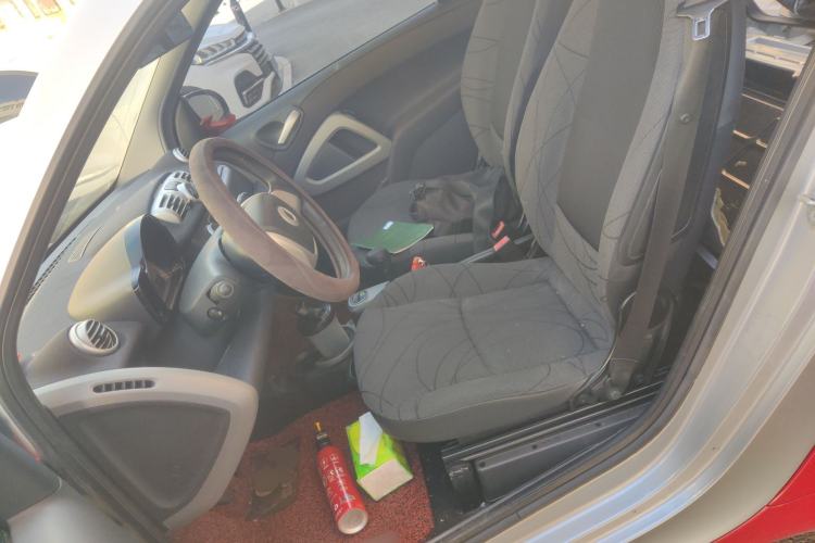 Used smart fortwo 2011 1.0 MHD Hardtop Passion Edition Left Front Seat