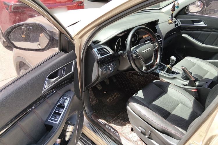 Used Leopaard CS10 2015 2.0T Manual Supreme Edition
