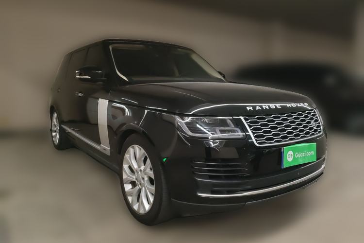 Used Land Rover Range 2018 3.0 SC V6 Vogue SE Long-Wheelbase Edition Front Right 45 Deg