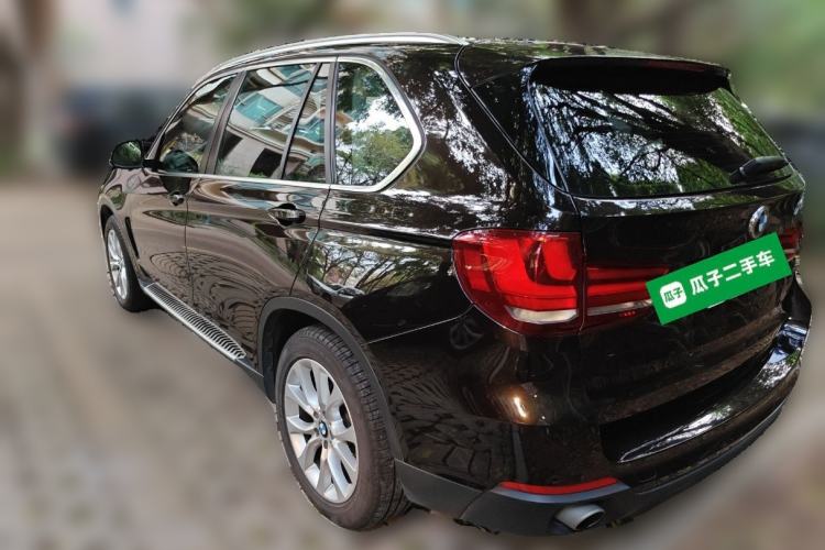 Used BMW X5 2013 xDrive35i Leading Model Rear Left 45 Deg