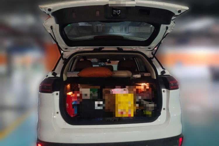 Used Geely Auto Emgrand X7 Sport 2018 1.8TD Automatic Two-Wheel Drive ZhiZun Model with 4G Connectivity