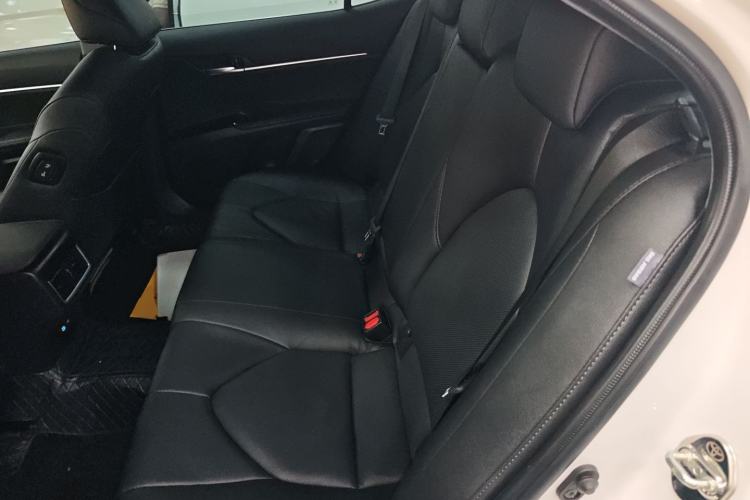 Used Toyota Camry 2023 2.0G Luxury Edition